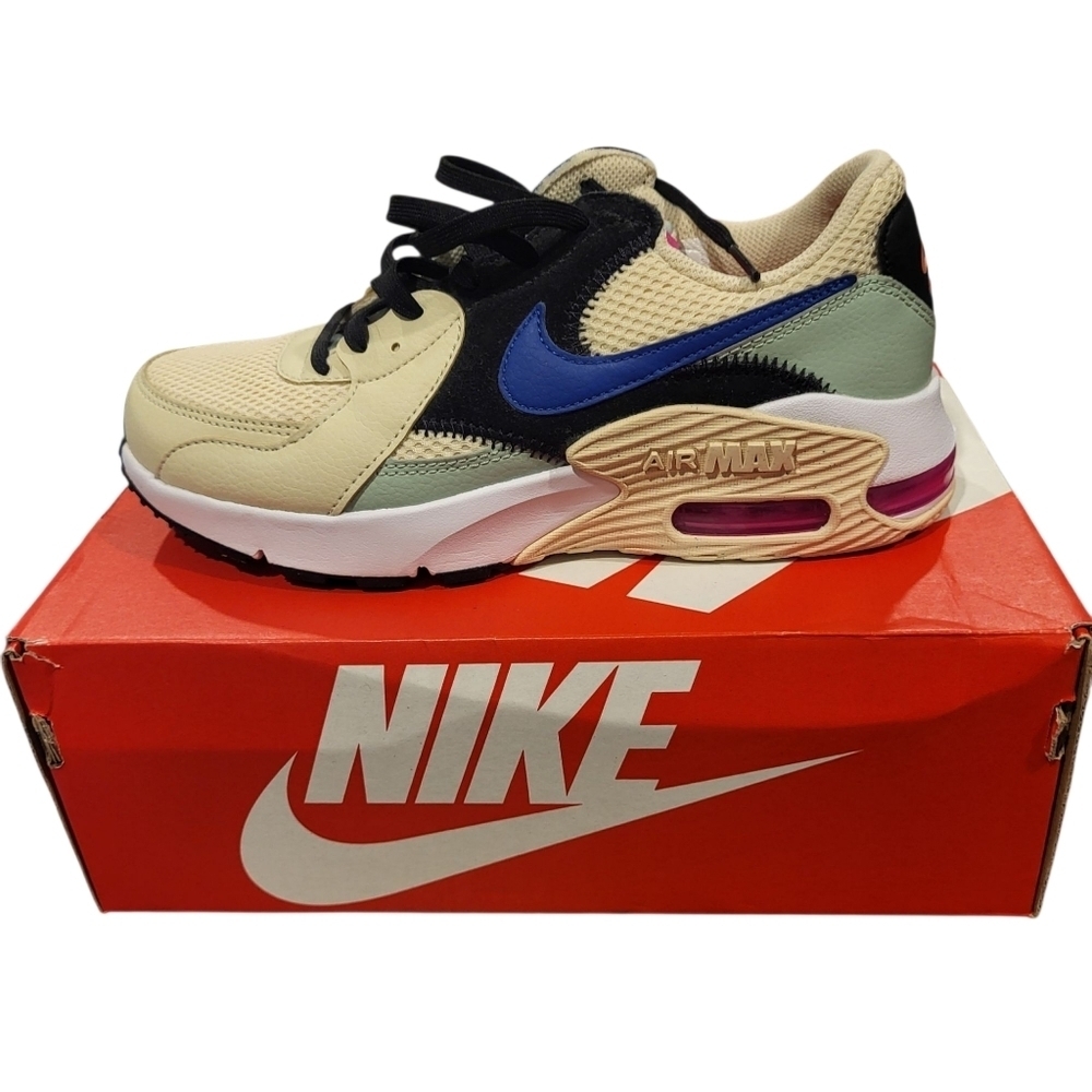 Nike Women's Air Max Excee Sneakers Trainers Size 6.5